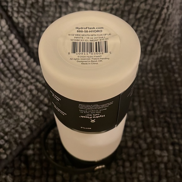 Hydro Flask Coffee Wide Mouth White w/ Black Lid Double Wall Vacuum Insulation - Picture 8 of 9